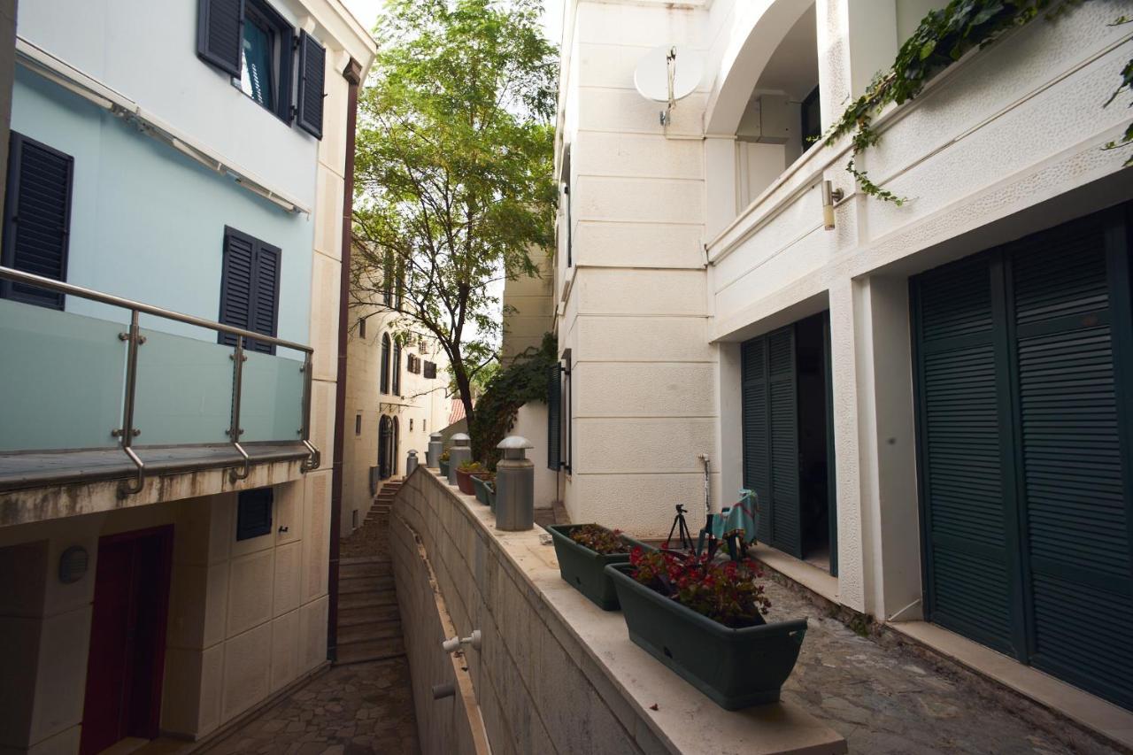 Apartments Secret Garden Ilha Ilha Sveti Stefan Exterior foto