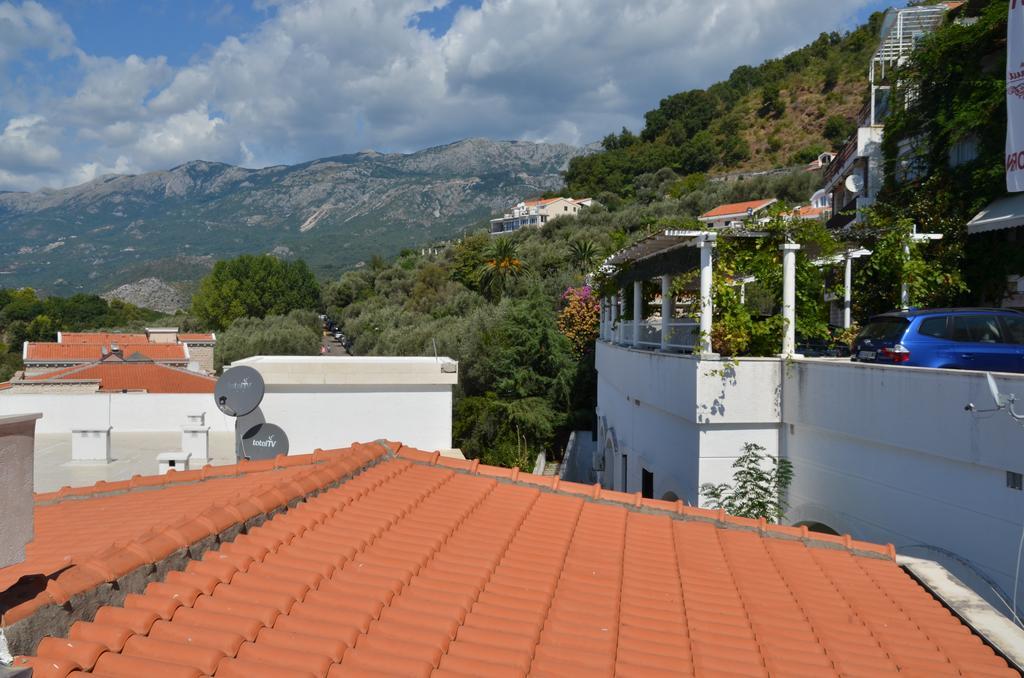 Apartments Secret Garden Ilha Ilha Sveti Stefan Quarto foto